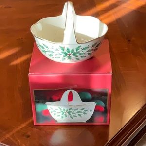 Lenox Christmas Basket (28) bc-1